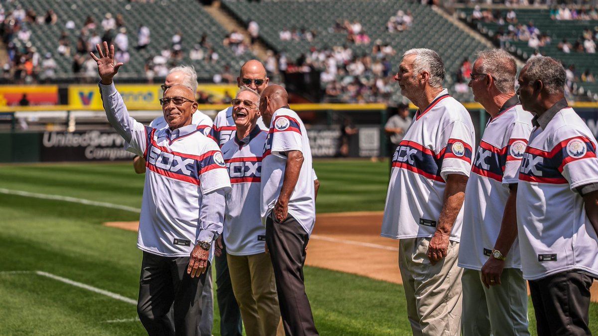 whitesox's tweet photo. Happy to see these guys back together! https://t.co/w1SWorad7k