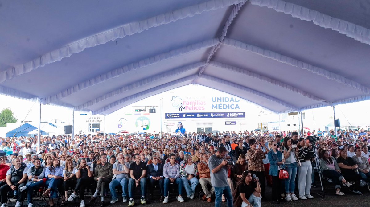 FerFlores_Emp's tweet photo. ¡Una promesa más cumplida es un sueño hecho realidad! 👏🏼

Hoy inauguramos la primera Clínica Red de Salud Familias Felices en Las Marinas. Consulta médica, laboratorio, odontología, optometría y más de 200 medicamentos, todo completamente gratuito para las familias afiliadas.

¿Aún no formas parte del programa? Puedes afiliarte directamente en la clínica.

¡Seguimos trabajando para que las familias de Metepec vivan mejor! 🙌🏽

#FamiliasFelices #Metepec