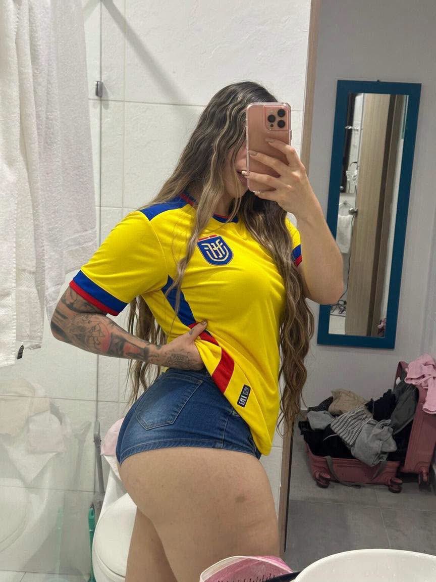plondono236's tweet photo. Hoy ganamossss Sii señor🇨🇴👸🏼 https://t.co/Xt94NSKGNr