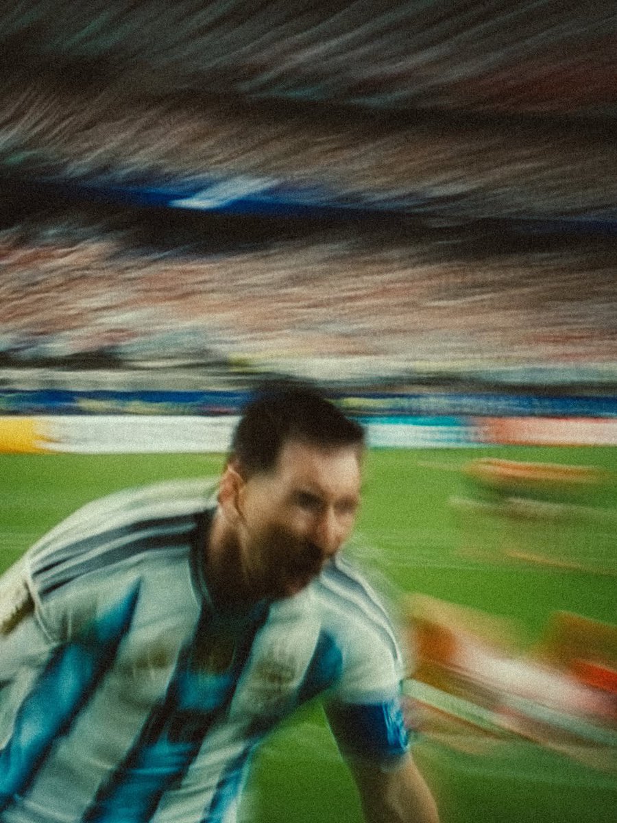 GoatEH9's tweet photo. goat. https://t.co/sLBin2tc90
