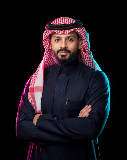 GeneratePrompt's tweet photo. برومت مرة مرة قوي 💪

تم توليد هذه الصورة بدون استيديو ولا إضاءة 😍 

 نترك لكم البرومت في التعليق الأول https://t.co/7b87Kcwmnr