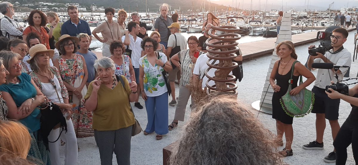 Gironanoticies's tweet photo. El Port de la Selva converteix el Cap de Creus en una gran galeria d’art a l’aire lliure  https://t.co/hj3RzQsPOI

La XV edició de TramuntanART omplirà el  municipi d’art contemporani fins al 12 de juliol amb instal·lacions,  performances i recorreguts artístics  #TramuntanART @elportdelaselva