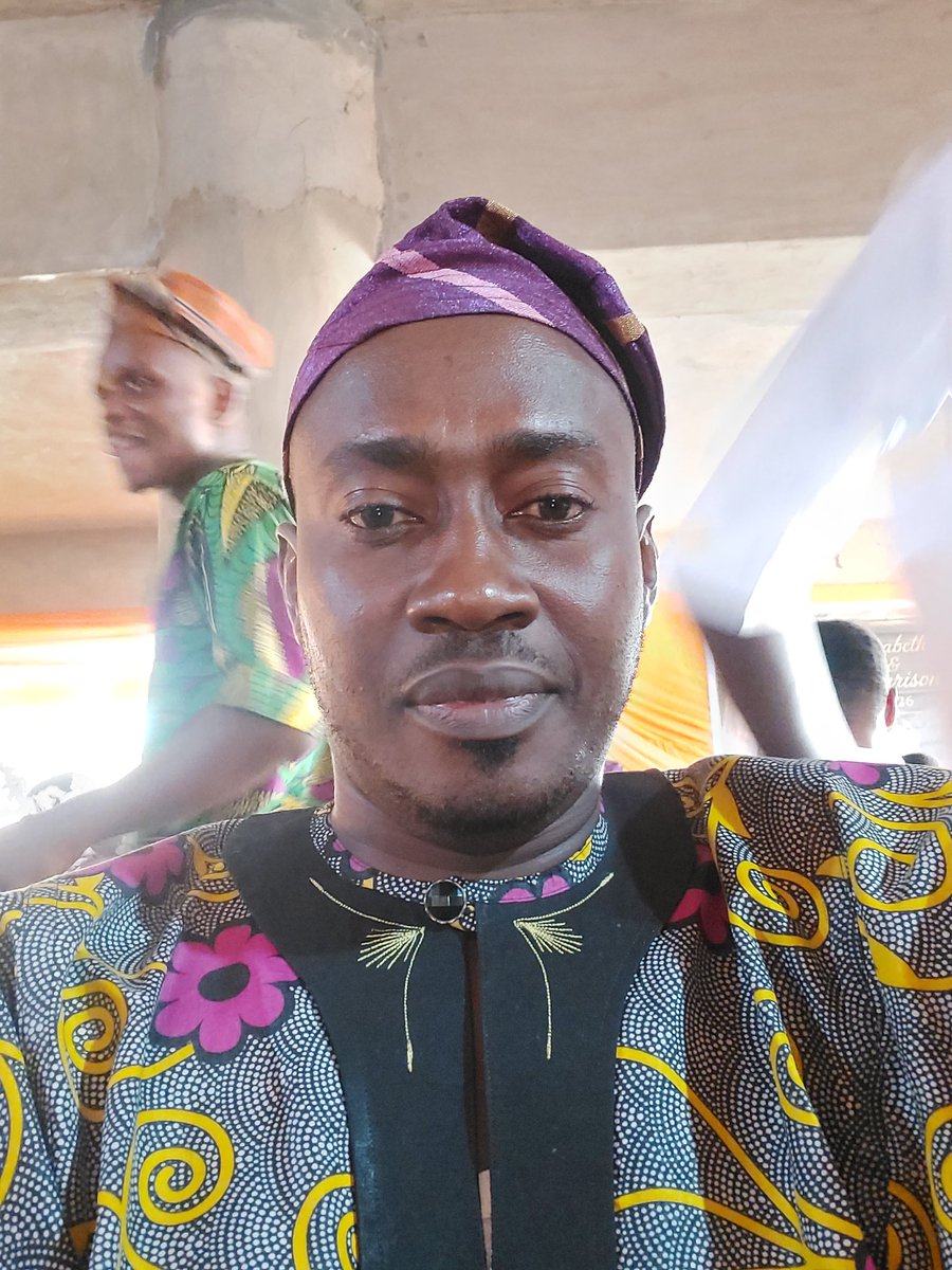 LeoIfi's tweet photo. Owambe! https://t.co/FKqE5B4BXU