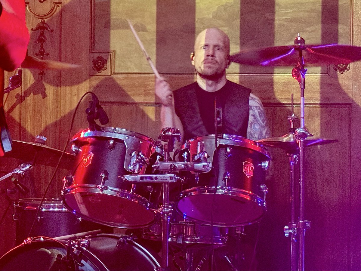 theOTCSlayer's tweet photo. Khemmis @LodgeRoom LA 6-26-26
@khemmisdoom https://t.co/wc3jQJjJ7f
