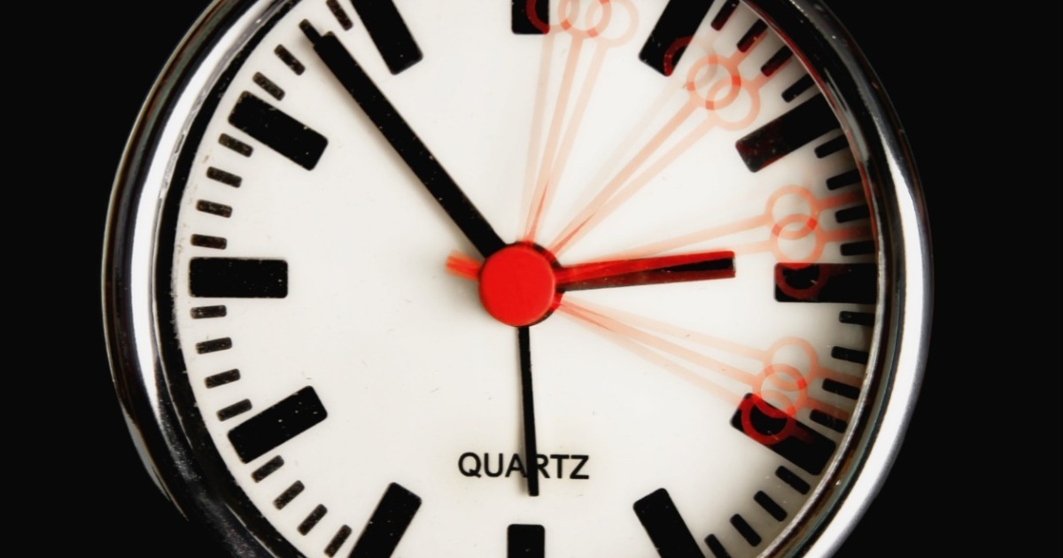 quin_cpa's tweet photo. Tired of burning the midnight oil Shift your sleep to 11PM-7AM for better focus u0026 energy—small adjustment, huge payoff! https://t.co/P9EdNl6rrx