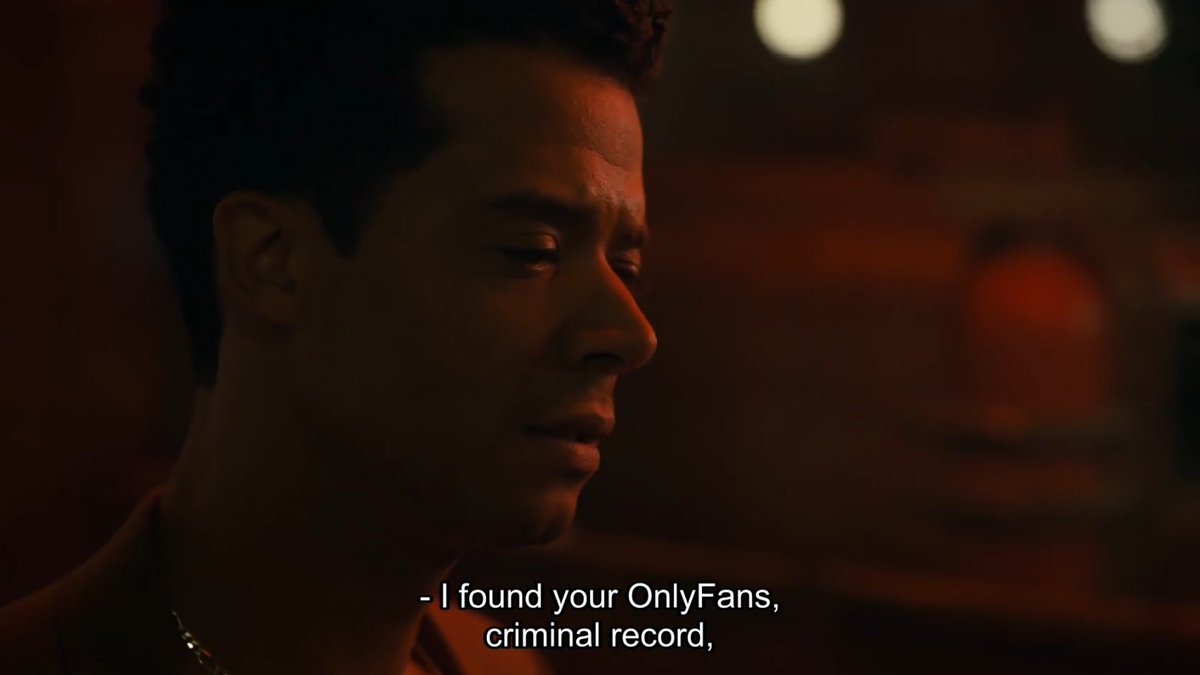lestatdelioncat's tweet photo. #tvlspoilers

"I take daughters with no homes and I put them out on the street, Lord, and I lie to myself and say I'm giving them a roof and food and dollar bills in their pockets but I look in the mirror, I know what I am: the big man in the big house stuffing cotton in my ears" https://t.co/ReRj22WYj0