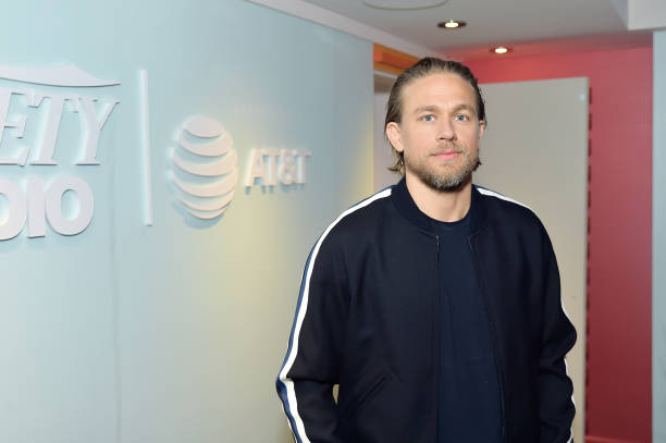 akkoakko2's tweet photo. Charlie Hunnam - Toronto International Film Festival 2019 https://t.co/OVcS3REo4u