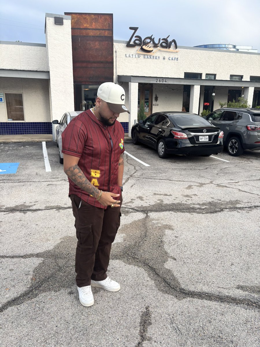ockiejay tweet picture