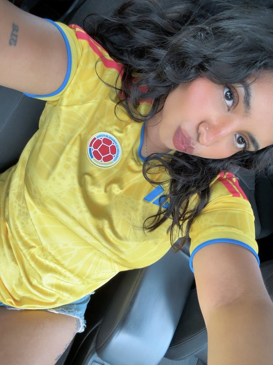 user392710's tweet photo. Richard Rios I Am ready for u #ConOrgulloColombiano https://t.co/oU73xoSYFv