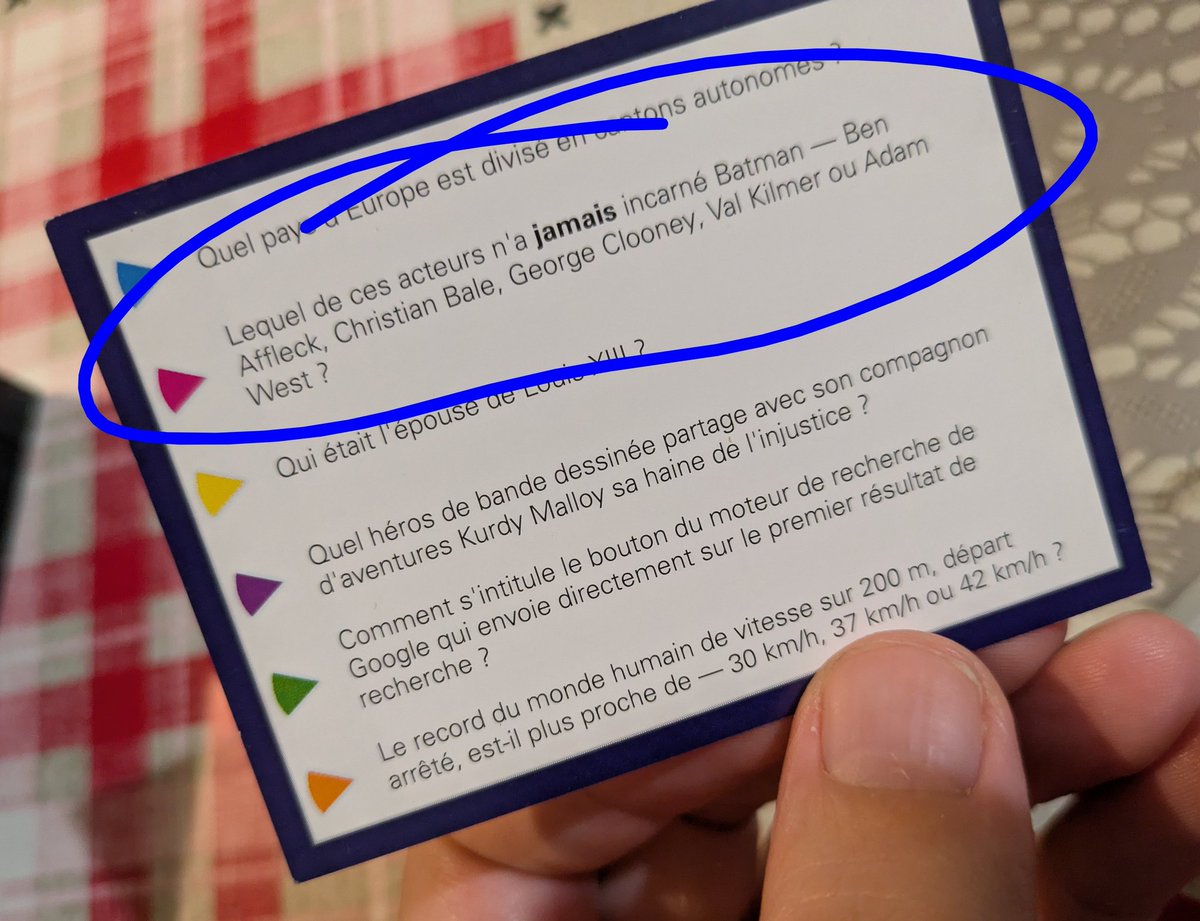 TomSuinot's tweet photo. Quand tu joues à une version trop vieille de Trivial Pursuit 😅 https://t.co/sXauZfoEiu