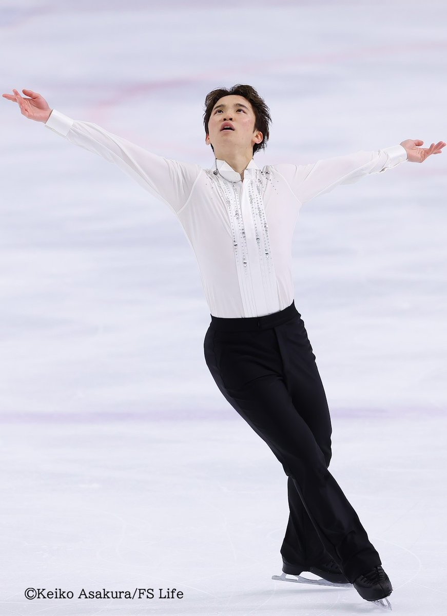 fskating_Life's tweet photo. ドリーム・オン・アイス2026 が開幕！新シーズンのプログラムがお披露目されました。
以下、ツリーで写真を紹介します。
6/28までKOSĒ新横浜スケートセンターにて開催中。
#友野一希 FS「It’s a Beautiful Day」
#山本草太 SP「Tombeau de Vivaldi (Spearfisher Remix)」
#DOI #ドリームオンアイス https://t.co/wVRJp6wwC1