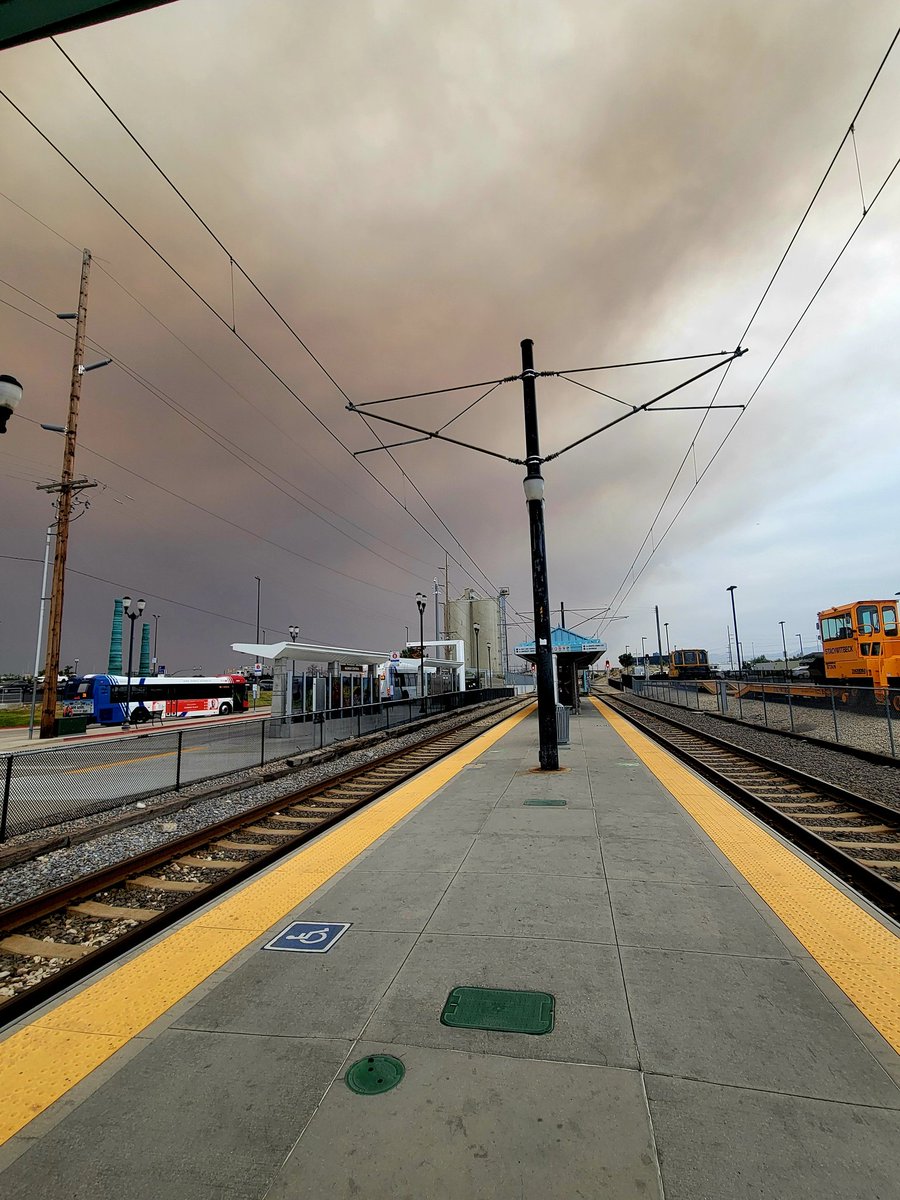 NickNickohlssen's tweet photo. @ChaseThomason @KUTV2News This was the smoke and ash coming into tje valley on Friday the 26th https://t.co/kmFnyZZR1A
