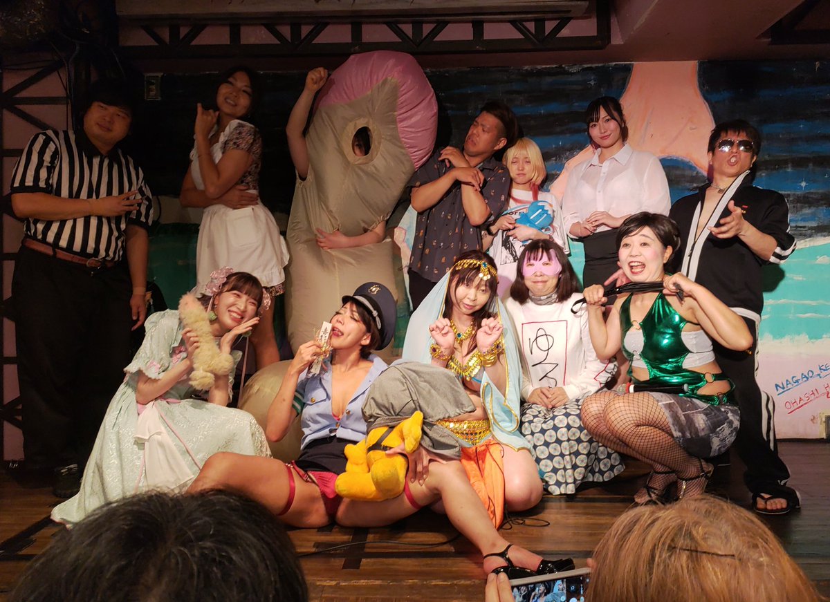 hemokereso's tweet photo. 一昨々日は、「女だらけのハレンチ最低演芸王座決定戦 第14回『下-1女相撲 BISHO-1 GP』」を観覧 白玉あもドタキャン&amp;審査員長の松沢呉一音信不通という非常事態しかし初登場組が大奮闘  7月21日の本戦が楽しみ https://t.co/B0m3qw7nKl
