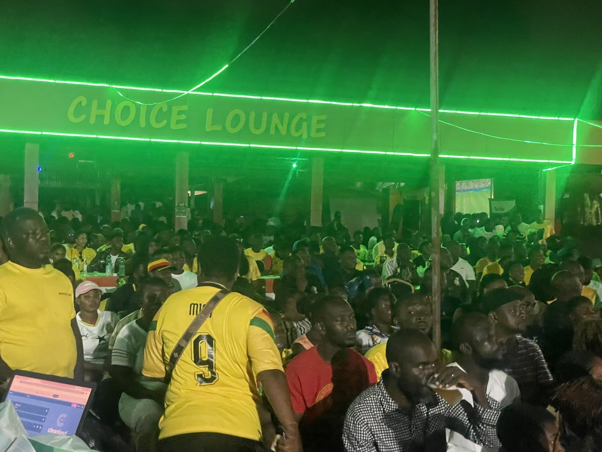 Y979FM's tweet photo. 🇬🇭 Oseeey Ghana ⚽️✨
We’re fully active here at @anajichoicemart in full support of the Black Stars ✨ 

#WorldCupOnY #FIFAWorldCup2026 https://t.co/T7vhqghTST