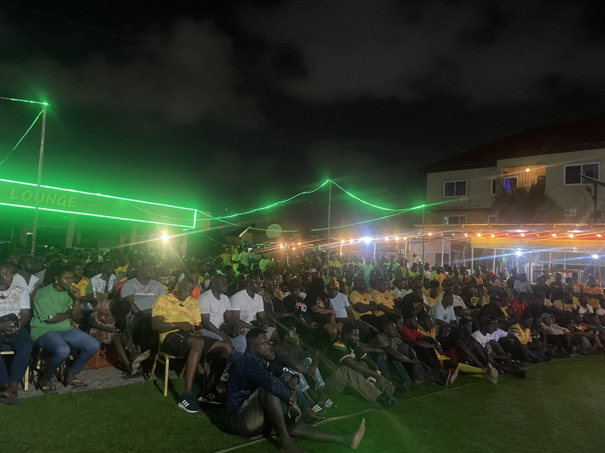 Y979FM's tweet photo. 🇬🇭 Oseeey Ghana ⚽️✨
We’re fully active here at @anajichoicemart in full support of the Black Stars ✨ 

#WorldCupOnY #FIFAWorldCup2026 https://t.co/T7vhqghTST