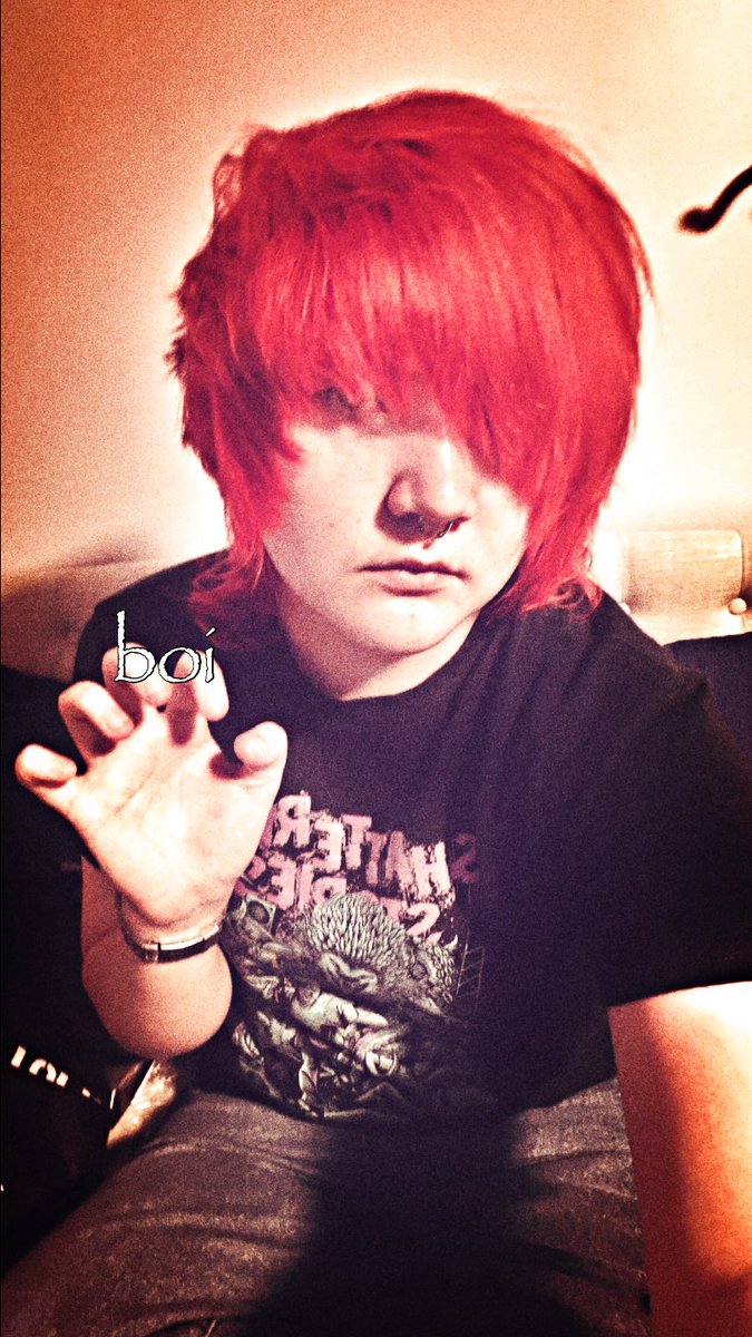 ItsDarkHUD's tweet photo. INTRO POST
  
  🦋dark/ollie
  🦋they/he
  🦋queer
  🦋2009
  🦋#phantwt, #mcrtwt, other #bandomtwt, #utdrtwt

i am always wanting oomfs! don't be afraid to dm me or ask for my discord 🥹 https://t.co/RR8eAcoX2T