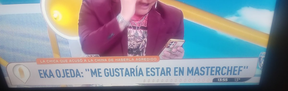 carolina2490's tweet photo. Nunca mejor dicho 😅😅La one es la one!!👏🏼👏🏼👏🏼 @Moria_Casan GENIA 🤭!!Ya está para ir completando el 🎪 OPOSITOR #MASTERCHEFCHINA @telefe   novela 2da temporada,si no sabe otra cosa !¡La abuela, LGante,esta trepadora EKAKA.Desprestigian a los otros posibles participantes🤮 https://t.co/b3yIKUoXWG