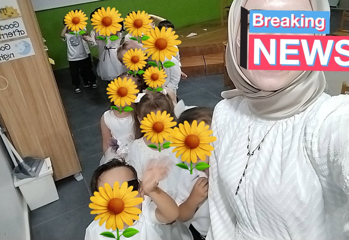 cileklee9's tweet photo. Heybemizde kocaman bir sevgiyle bu dönemi de bitirdik iyi ki sizler manolyalar, menekşeler, nilüferim ve nergis sınıflarım... https://t.co/AxxjN1N8cq