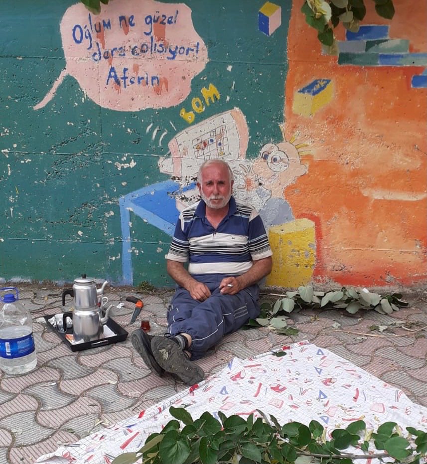 abidunal's tweet photo. "Dinleniş yürüyüşe, susmalar konuşmaya dahildir." Sezai Karakoç https://t.co/xuHJoJKzTG