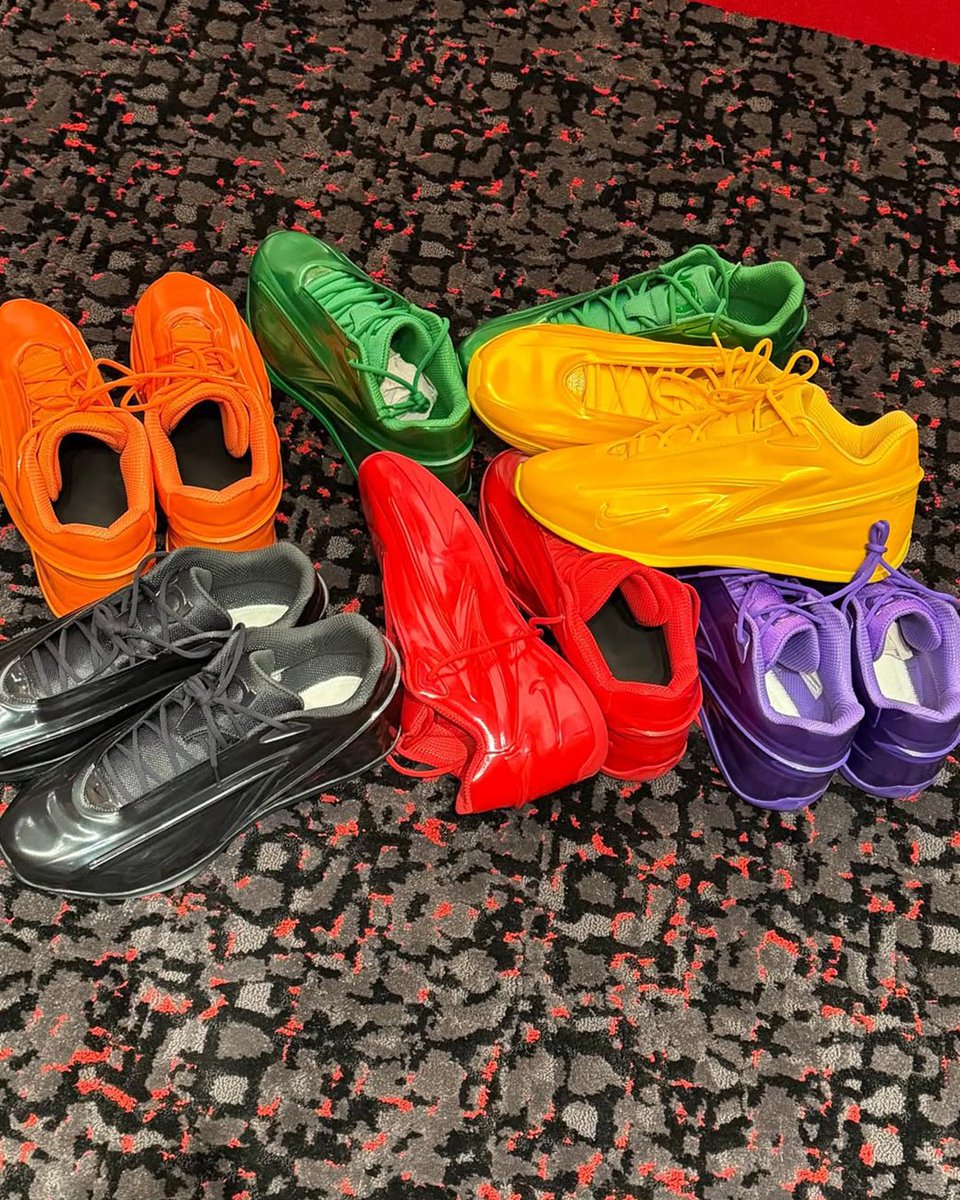 Complex Sneakers tweet media