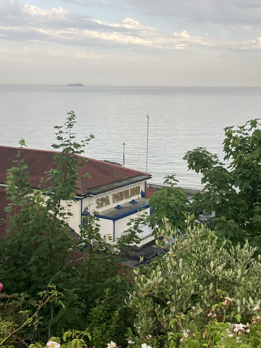 MatthewIpswich's tweet photo. In Felixstowe watching Roy Chubby Brown gig at the Spa Pavilion.
It’s wonderful being surrounded by likeminded, normal, everyday people, no offence was meant by Roy and no offence was taken by any of us. https://t.co/hv1yipq7IX