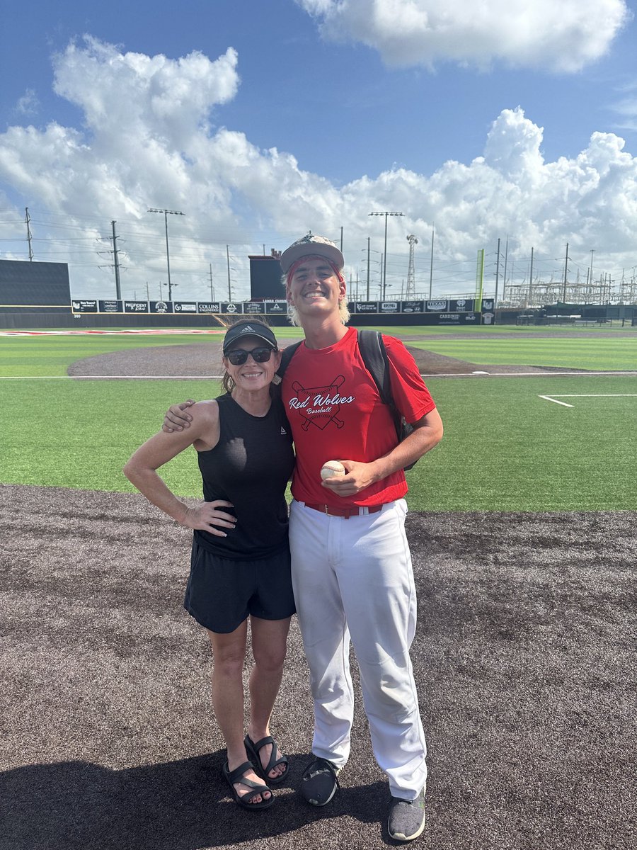 JackJPParker09's tweet photo. Second tournament & first homerun of the summer. Made it even more memorable hitting it at @Lamar_Baseball field. I may or may not have told my aunt she has to come to the rest of my summer games… #goodluckcharm @uncommittedBBs @BUncommitted @UncommittedStud @KPARKBaseball1 https://t.co/OMpu6Rjve2