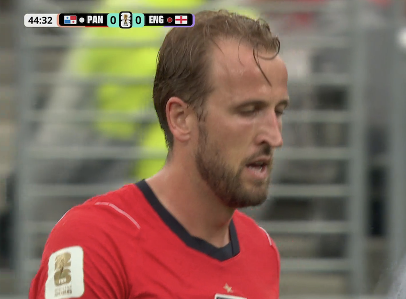 TouchlineX's tweet photo. 📸 - HARRY KANE HAS BEEN INVISIBLE SO FAR! https://t.co/lo2zgWEw1A