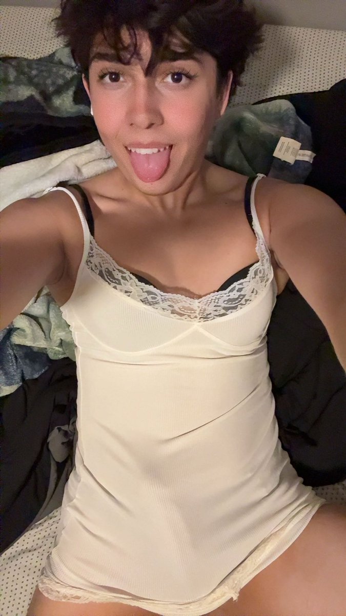 Maya2dolly's tweet photo. #femboy #dl #gay #mlm #twink https://t.co/f1FWFtRg1N