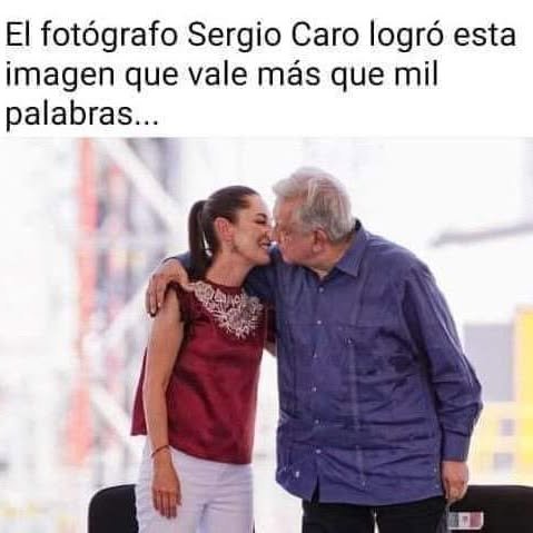 Cnajera22's tweet photo. @EmilioVallejoRL FÍJENSE LA TÍTERE SIEMPRE FOTOGRAFIADA CON TODA CLASE DE NARCOS, VIOLENTOS, DELINCUENTES, CORRUPTOS Y SERES PERVERSOS, BANDIDOS Y MAFIOSOS!! DIFUNDAN!! https://t.co/uvRrDBVqUP