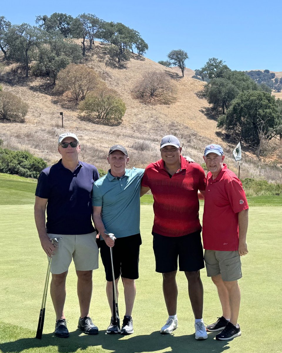 bbbsbayarea's tweet photo. Over 100 golfers showed up for Bay Area youth at the 11th Annual Golf for Kids' Sake fundraiser, powered by our partners at Syserco. ⛳ Thanks to our Board Alumni Majd Khleif and his team, the event raised $195,000 for our program! #GolfEvent #Fundraiser #BiggerTogether https://t.co/vEUDyV0dlm