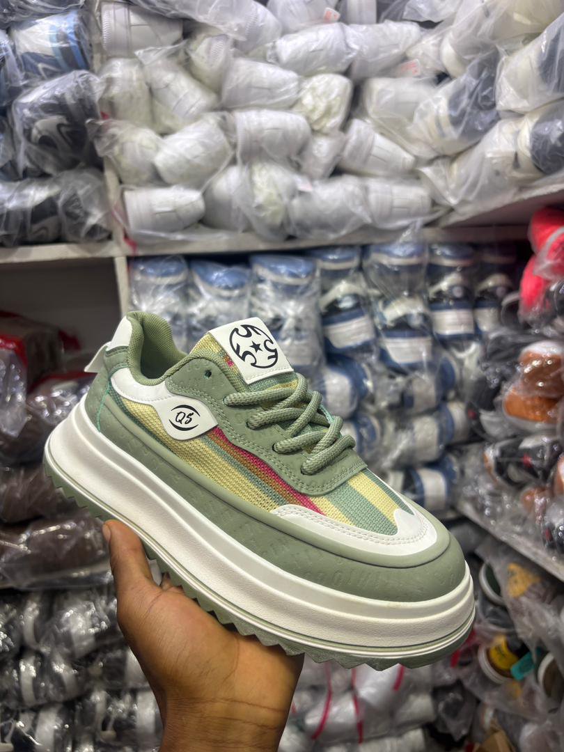deemonera's tweet photo. 🔥 QS BRAND SNEAKERS 🔥
💰 ₦27,000 
🚚 Nationwide Delivery
📲 WhatsApp:
https://t.co/rGiTii6Y07

#deeMonera #SneakersNigeria #FashionNigeria https://t.co/HHjoZNNYqK