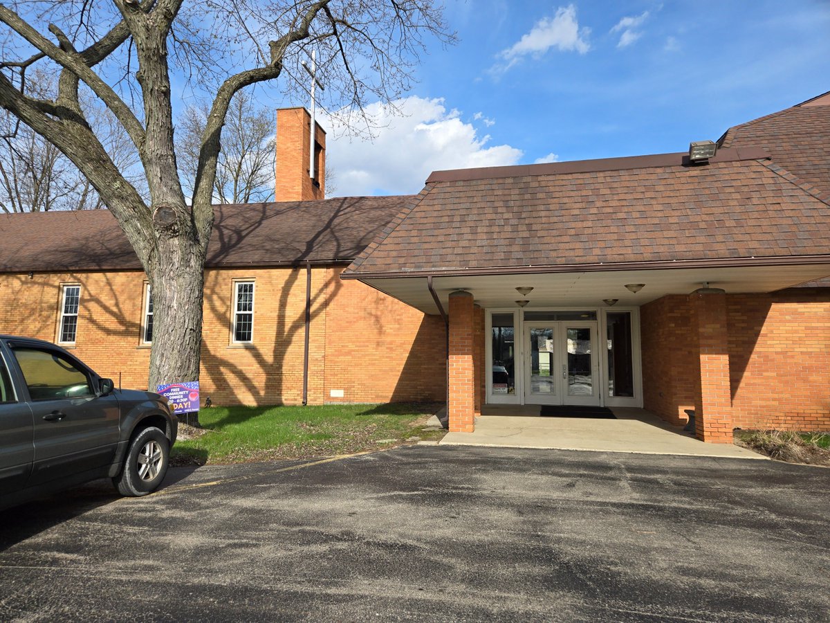EMUChapel's tweet photo. Please join us at Faith Lutheran: 9am for Bible Study, 10:15 Service with Deacon Mike McCain. Cross and Resurrection, the Chapel at EMU Service at 10:40 with Deacon Brian Perkins. Everyone Welcome! https://t.co/yTJBJ2mX9k #emu #ypsi https://t.co/35kbta2X9s