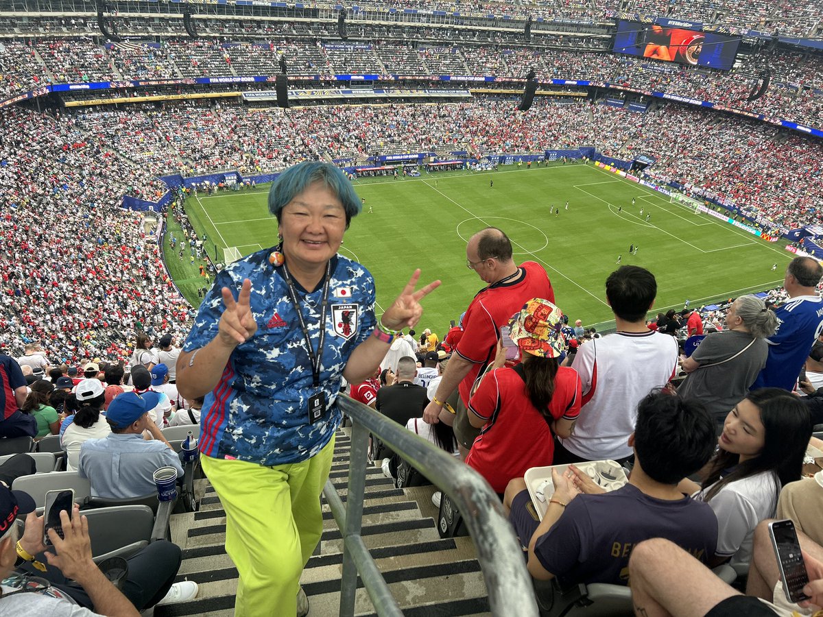 MiyuKick33's tweet photo. 今日はこちら。イングランド🏴󠁧󠁢󠁥󠁮󠁧󠁿 vsパナマ🇵🇦 スタジアム🏟️デカい割に、導線決まってないから、コンコースはすし詰め状態。 https://t.co/BEXsKlrbLW