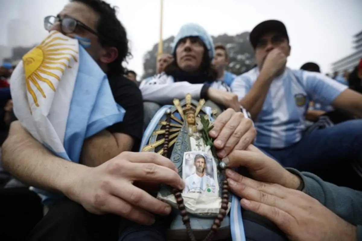 nintndroxeneize's tweet photo. @camila_sols10 @Expefutbol No esa exactamente, pero es este momento https://t.co/zMgn0fazi6
