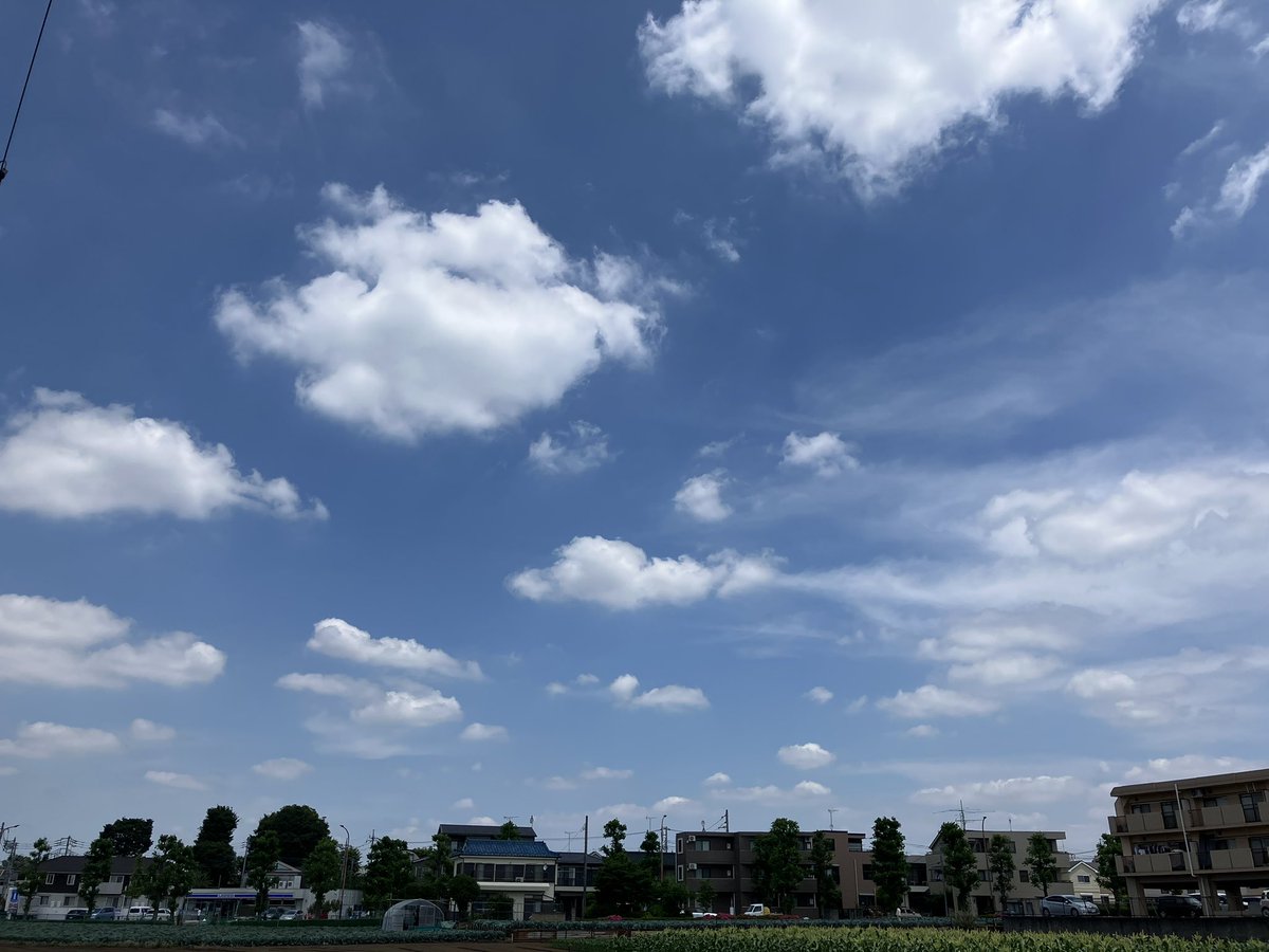 EmeraldKeiko's tweet photo. 雨☔だけれど色々な思いを音に込めてご来場下さるお客様にお届けできますように💓綺麗な空を思い描きながら奏でてきます😙 https://t.co/EL4GGNavVz