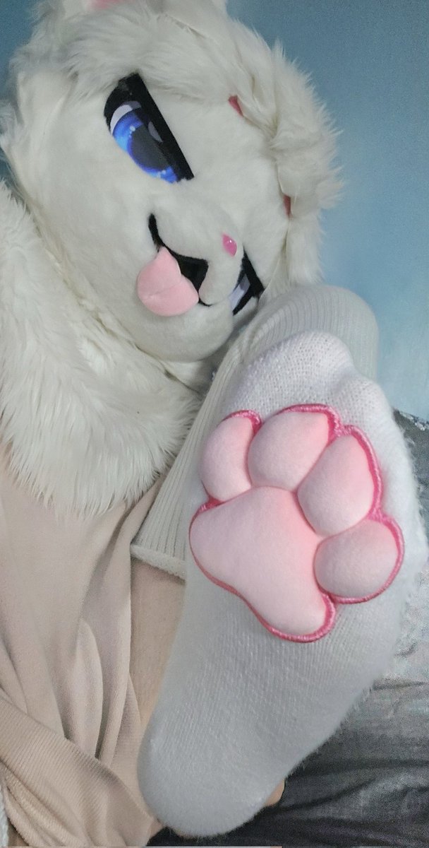 FlufStuffAD tweet picture