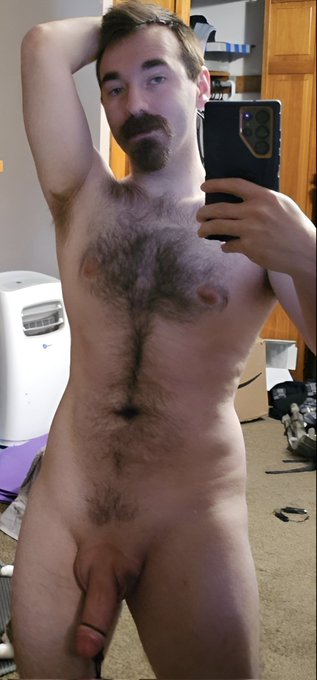 Scruffle - Guys with big thick dicks Yay or nay? Sound off in the comments 👇 https://t.co/p1OxmnxgYc