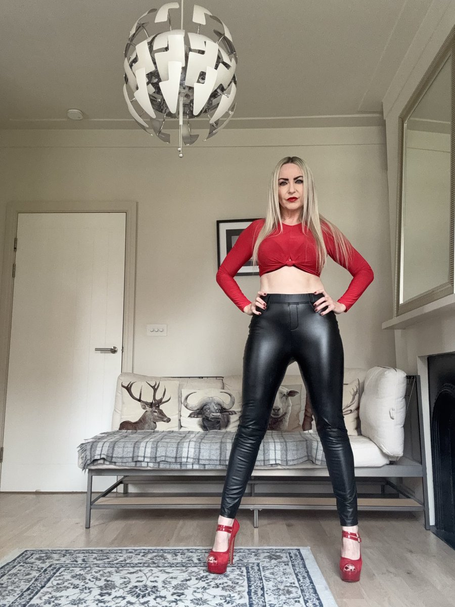 DommeAtlas's tweet photo. Glad to have  @MissJessicaWood  joined DommeAtlas!!

https://t.co/FAfEZvbtlx
#ukmistress #prodomme #ukmistresses https://t.co/SXLzXZ60Ie