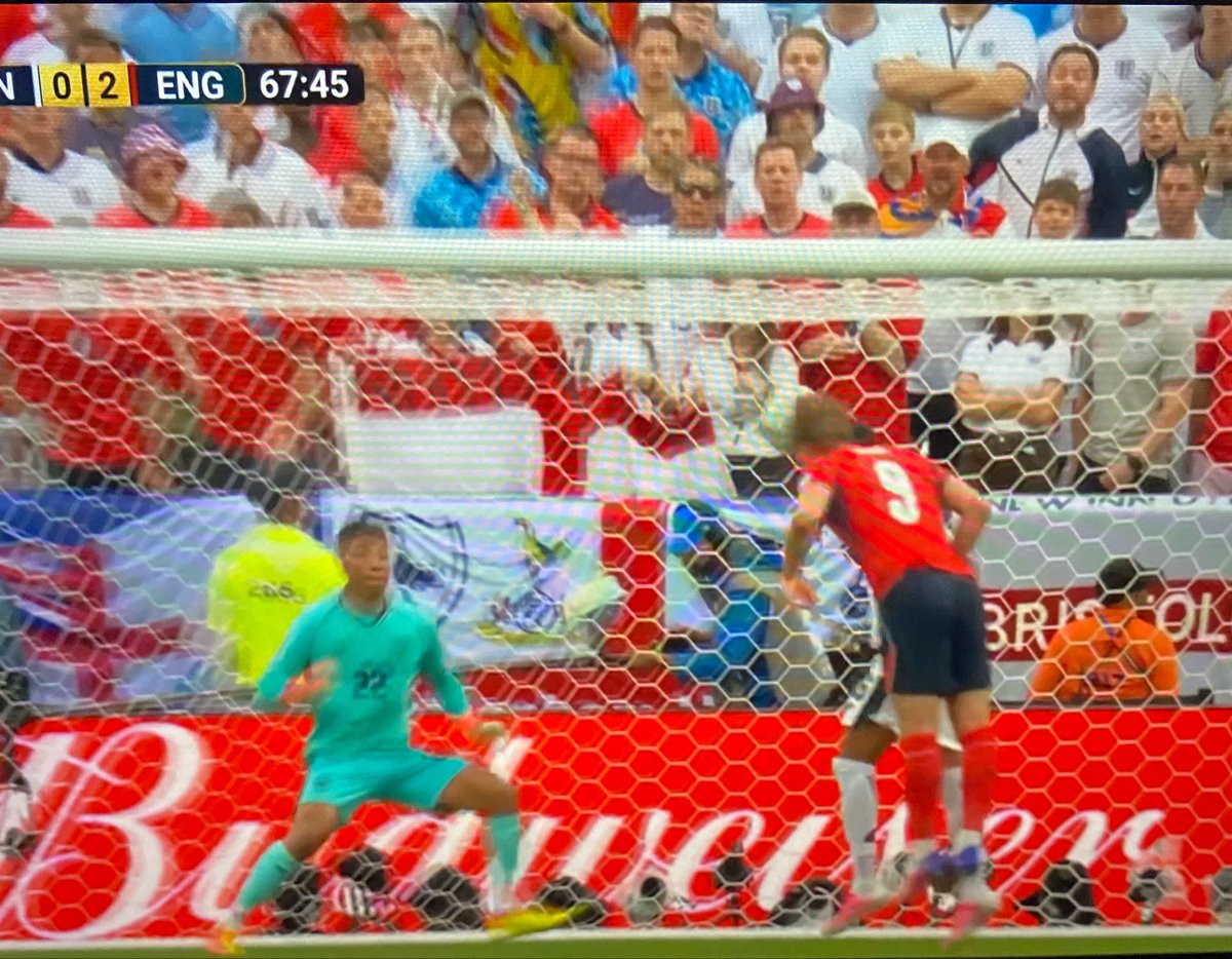 FootballPubMX_'s tweet photo. GOOOOOOOOOOOOOOOOOOOOOOOOOOOOOOOOOOOOOOOAAAAAAAAAAAAL!!!!!

Harry Kane la manda guardar de cabeza y #England ya gana 2-0

#PANENG https://t.co/fGu6y7UGMV