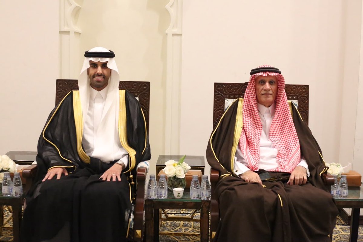 h_a_m_albalushi's tweet photo. بكل المحبة والتقدير، نبارك للإعلامي القدير والأستاذ المتميز بعطائه الدائم وحضوره الإعلامي اللافت وأخلاقه الرفيعة، اخي حمود بن بخيت الزهراني، بمناسبة زواج نجله مشاري، سائلين المولى عز وجل أن يبارك لهما ويبارك عليهما ويجمع بينهما في خير، وأن يرزقهما حياة زوجية سعيدة عامرة بالمودة والرحمة والاستقرار، وأن يرزقهما الذرية الصالحة المباركة.

ألف ألف مبروك أخي حمود الزهراني، ومنها للأفراح والمسرات دائمًا، وبالرفاه والبنين.
#أفراح_حمود_بخيت_هندي_البشيري_الزهراني