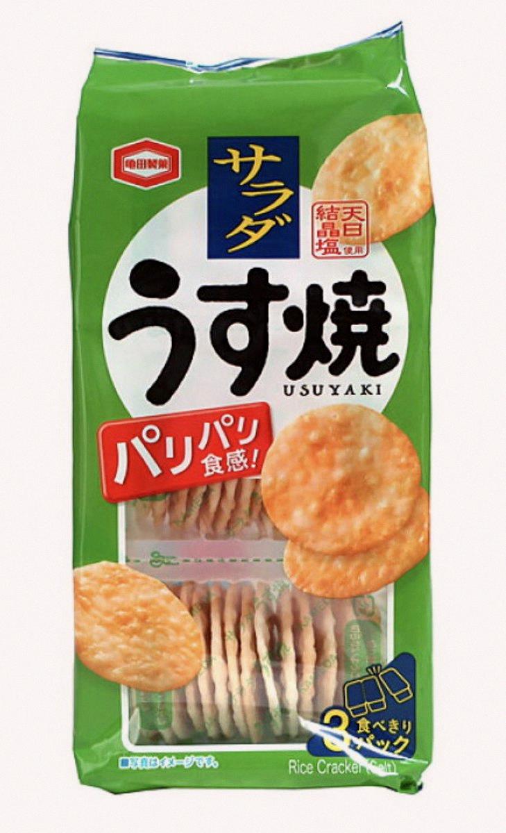0810Sua's tweet photo. 菲律賓🇵🇭的便利商店，有時候會買零食來吃，但就是找不到鹽味剛剛好的那種🤔

吃個洋芋片，手都會沾到橘色的起司粉，味道實在太重了😅

所以一回日本，就會忍不住買「うす焼きサラダ」和「卡樂比薄鹽洋芋片」😋 這種清淡的口味才是我最愛的～ https://t.co/N4IZqvwyvO