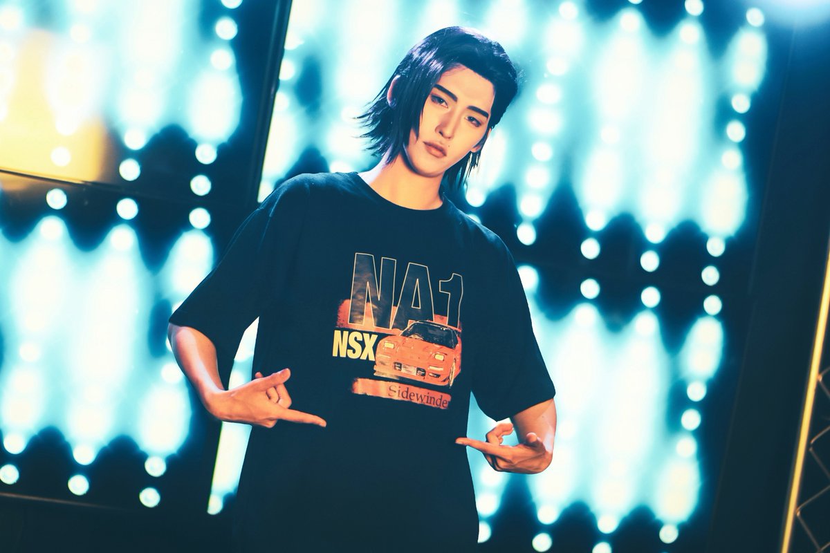 name_oji's tweet photo. cos : 頭文字D

Tシャツ絶対撮りたいと思ってました。満足

北条豪 : 舔
📸 : あおちゃん https://t.co/fksLbF6cdz