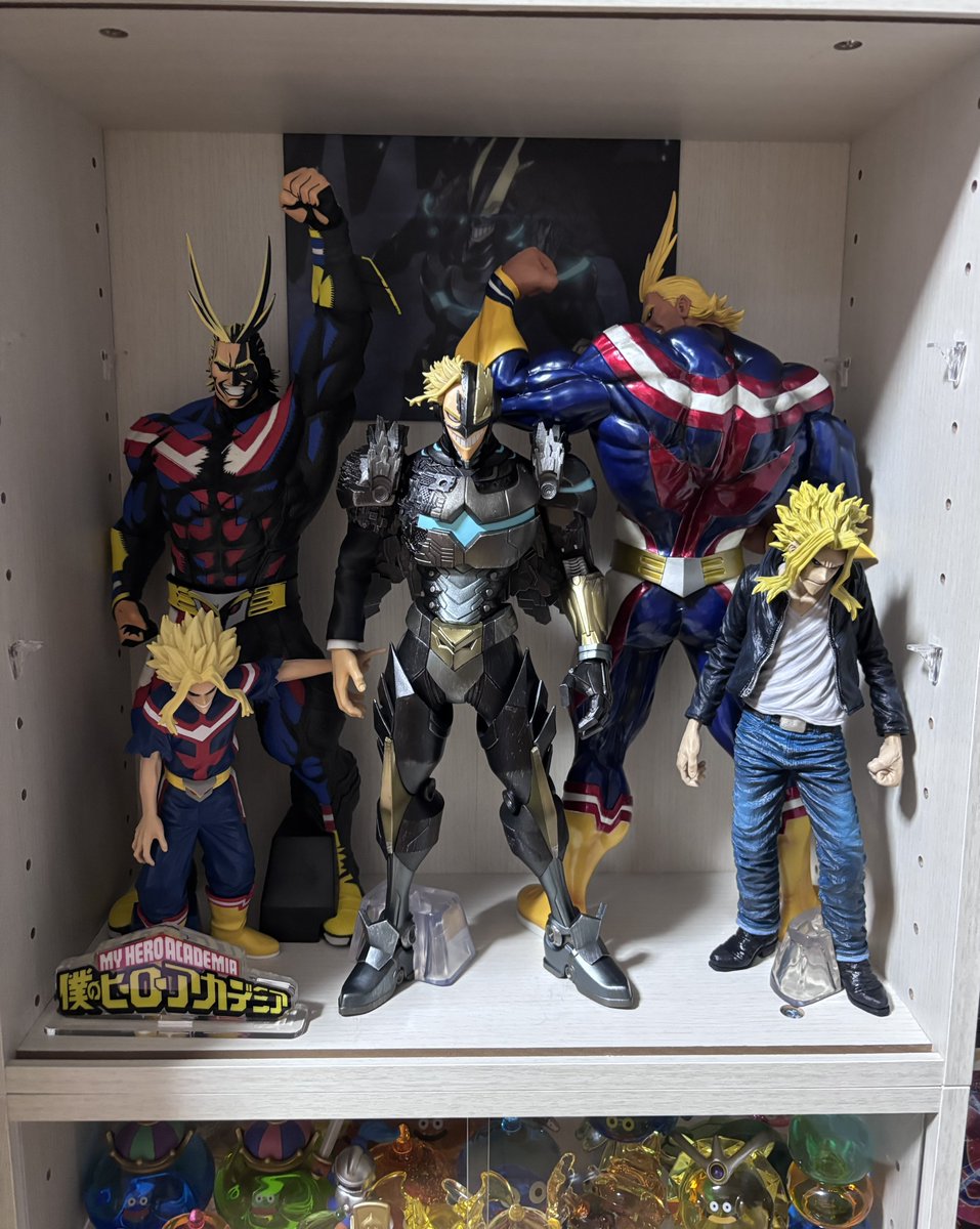 sinamon215's tweet photo. 無駄に5時に起きたので
フィギュア移動と開封 https://t.co/PeVgDUJbnG