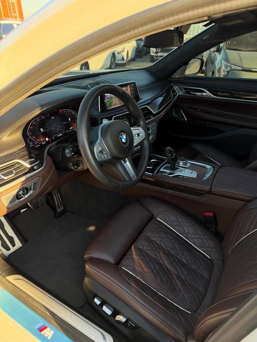 TorquePrime's tweet photo. BMW G11 740Li M Sport 2022 https://t.co/acoywXLzhn