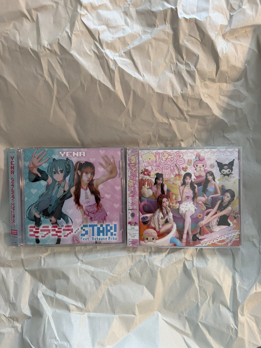 horchuuta's tweet photo. i love japanese albums so much https://t.co/bx0x49fo4f