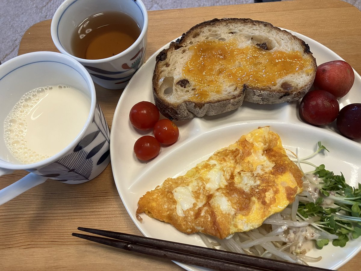 NorikoAkimoto's tweet photo. おはようございます。
台風🌀の影響は大丈夫でしたか？
今日も1日大切に。 https://t.co/sbhjomvdMu