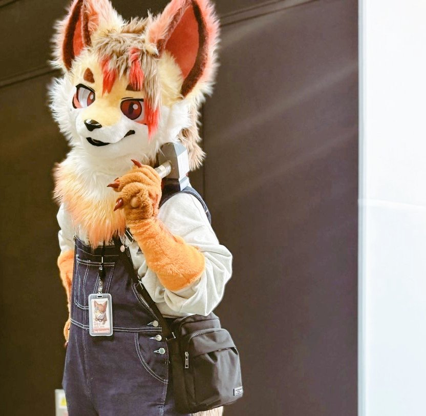 Hephi_Astos's tweet photo. 좋은아침일세!
월요일이 되기전에 알차게 보내야 하지 않겠나? 

#fursuiteveryday #hephi #해피한_헤피 https://t.co/CFKLmYlq3w