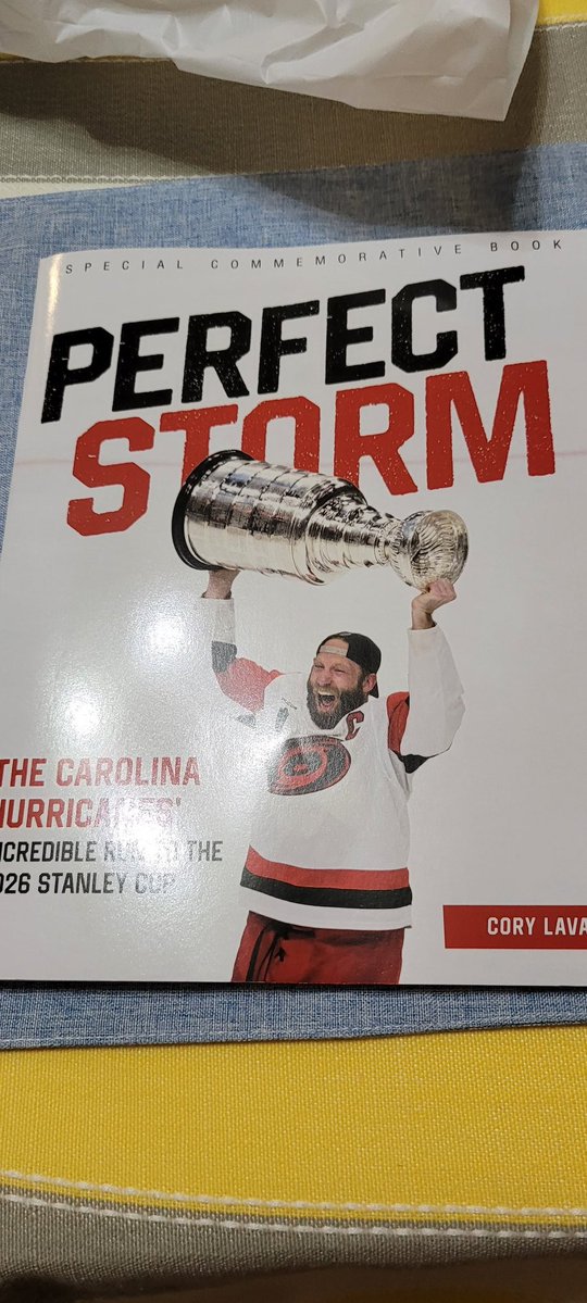 DaenerysT's tweet photo. @corylav Can't wait to read it tonight! https://t.co/Lq5gy3wMU0
