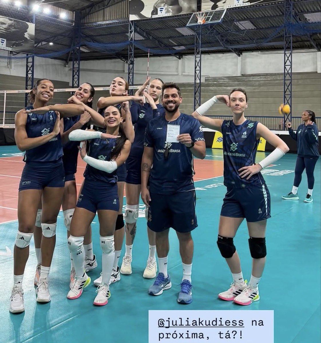 RAM10215's tweet photo. 🇧🇷🏆 https://t.co/Uyl08uH24P