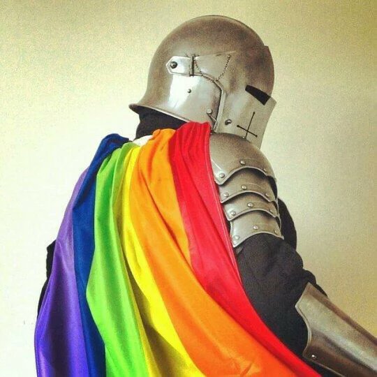 msiloverr31's tweet photo. mike the brave if he was brave https://t.co/46zliW2ooX